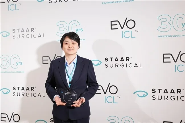 唐甜主任荣获“Young EVO ICL Ophthalmologist Award”“EVO ICL 1000例”“EVO Toric ICL 500例”奖项