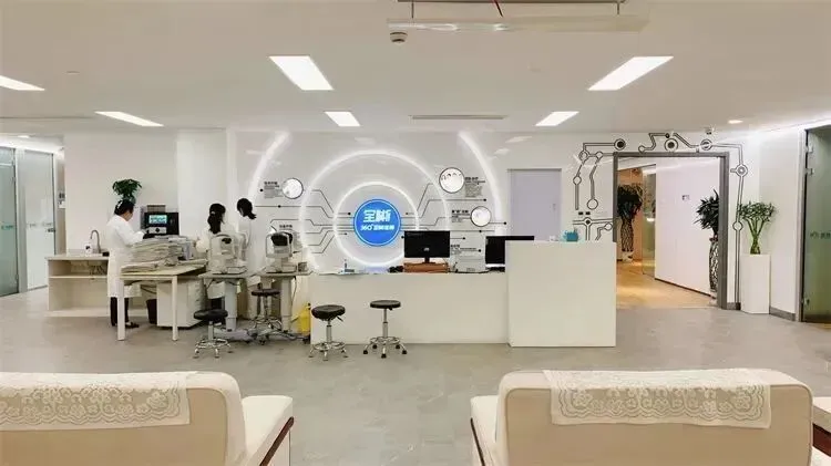 Servicio de Cirugía Refractiva